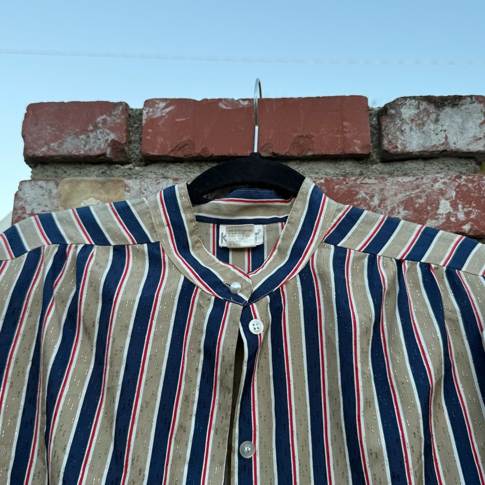 Vintage Koret button down top - Picture 4 of 9
